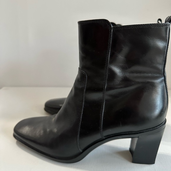 ANTONIO MELANI Shoes - Antonio Melani Heels Black Leather Booties 3” Heel Y2K Chunky Square Toe